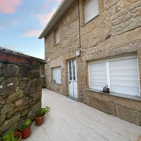 Casa De Ferrenas Holiday home Santa Marina (A Coruna)